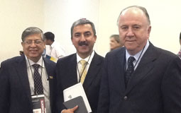Ag. CNM/Ing. Jorge Martinez Vasquez, o pref. deIbarra e o pres. da Ass. de Municipalidades Equatorianas (AME)