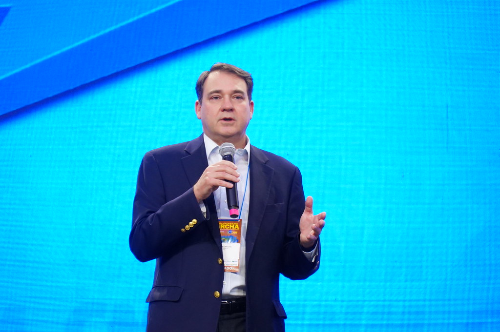 52034905137 c95240a668 b