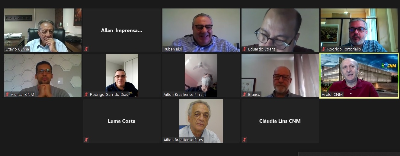 Reuniao Aroldi Mobilidade red